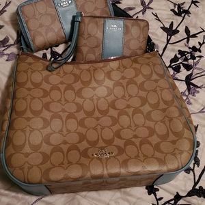 COACH HANDBAG AND WALLET